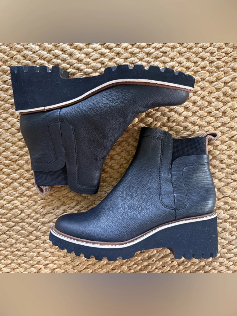 Dolce Vita New Huey H2O. Sz 7.5